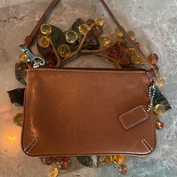 Coach Handbags - COACH wristlet bag